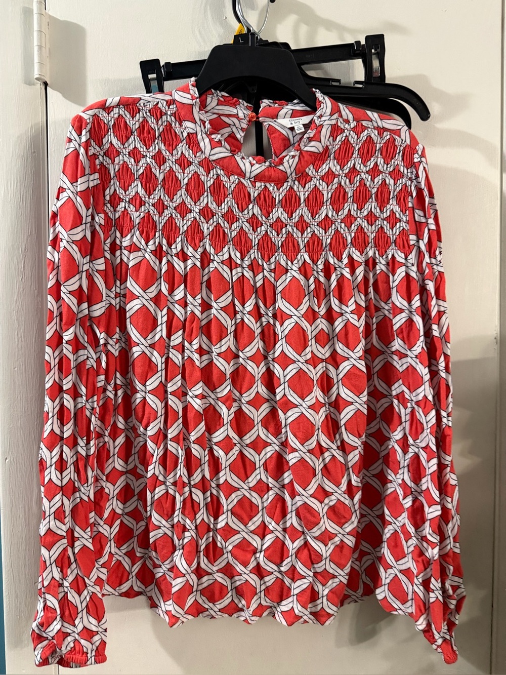 Crown & Ivy Size XL Blouse